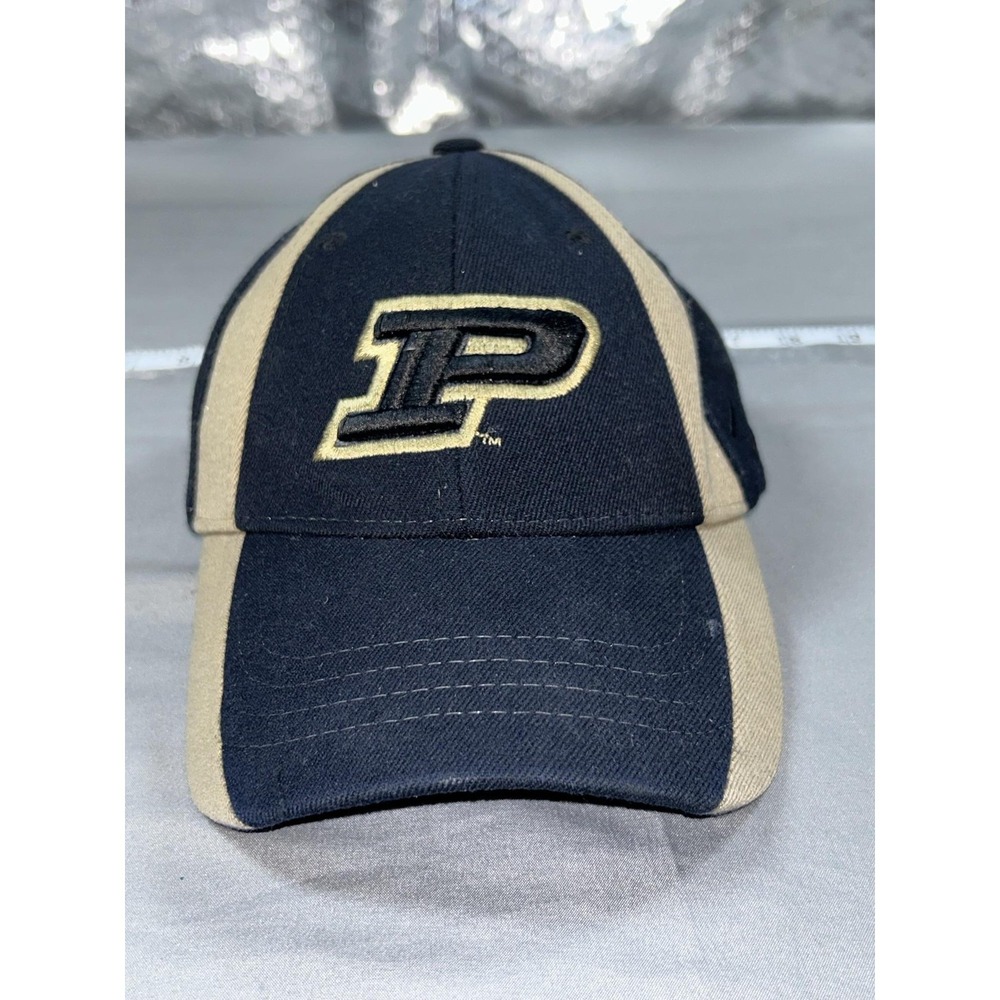 Purdue Boilermakers Hat Cap Fitted Mens S Black Gold NCAA Football Z Fit Zephyr